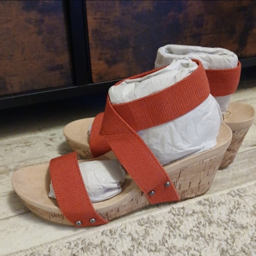QVC LifeStride Del Mar wedge Criss-Cross Strap sandals in a red color Size 7